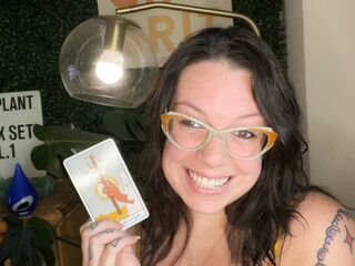 Enter my FREE CHATROOM MysticalCandy