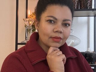 Enter my FREE CHATROOM gloriatv