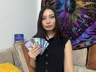 Enter my FREE CHATROOM LunaTarot