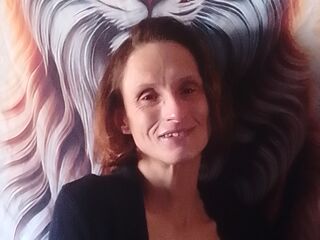 Enter my FREE CHATROOM StarMoonTarot