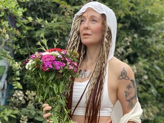 Enter my FREE CHATROOM Heartwhisperer