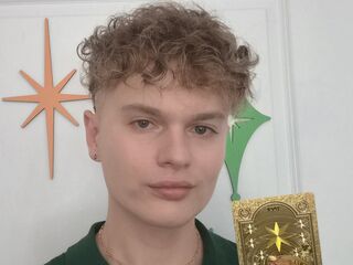 Enter my FREE CHATROOM PsychicAres