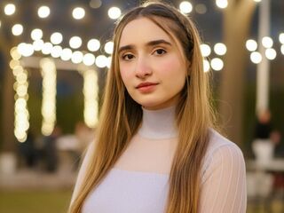 Enter my FREE CHATROOM AccurateJenny