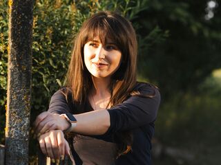 HAzELl reading online