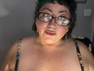 LucyyCharms